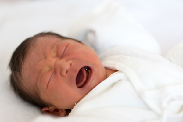 赤ちゃんが母乳を飲まないのに泣く。なんで？何をしてあげたら良い？ あかハピ♪赤ちゃんの成長応援・便秘や熱の健康対策ブログ